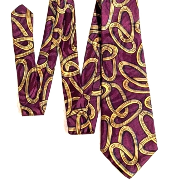 Vintage Geoffrey Beene Men's 100% Silk Tie -Interlocking Circle Motif - Picture 2 of 10